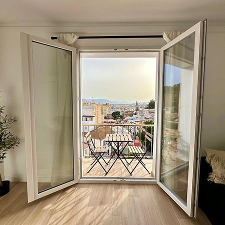 マラガAtico Con Solarium Y Bbq Cerca Del Centro 6 Paxアパートメント エクステリア 写真